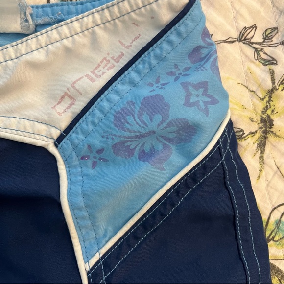 Y2k coconut girl O’Neill swim shorts - Picture 2 of 3
